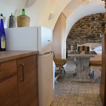 Apartament The Wine Cellar In The Old Gemeinde House Brauneberg